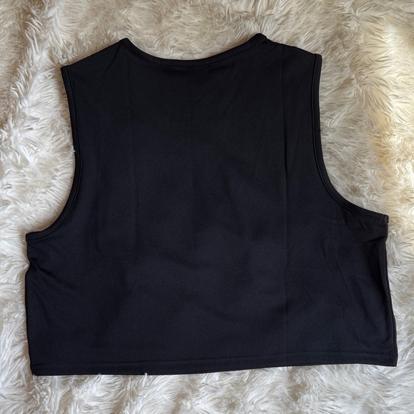 Gymshark Black Muscle Tee for Women - Picture 3 of 4